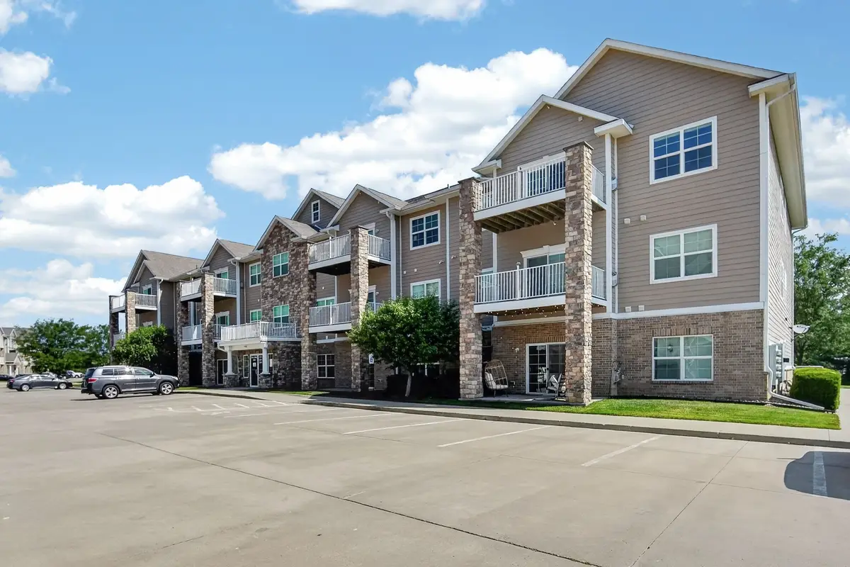 8350 Ep True Parkway #3307, West Des Moines, IA 50266 - #1