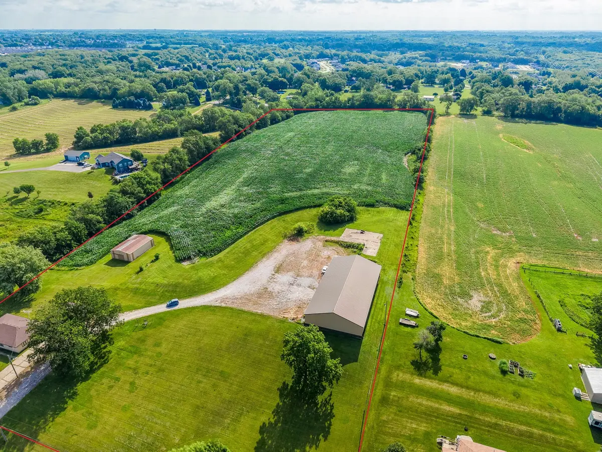 985 S Shadyview Boulevard, Pleasant Hill, IA 50327 - #1