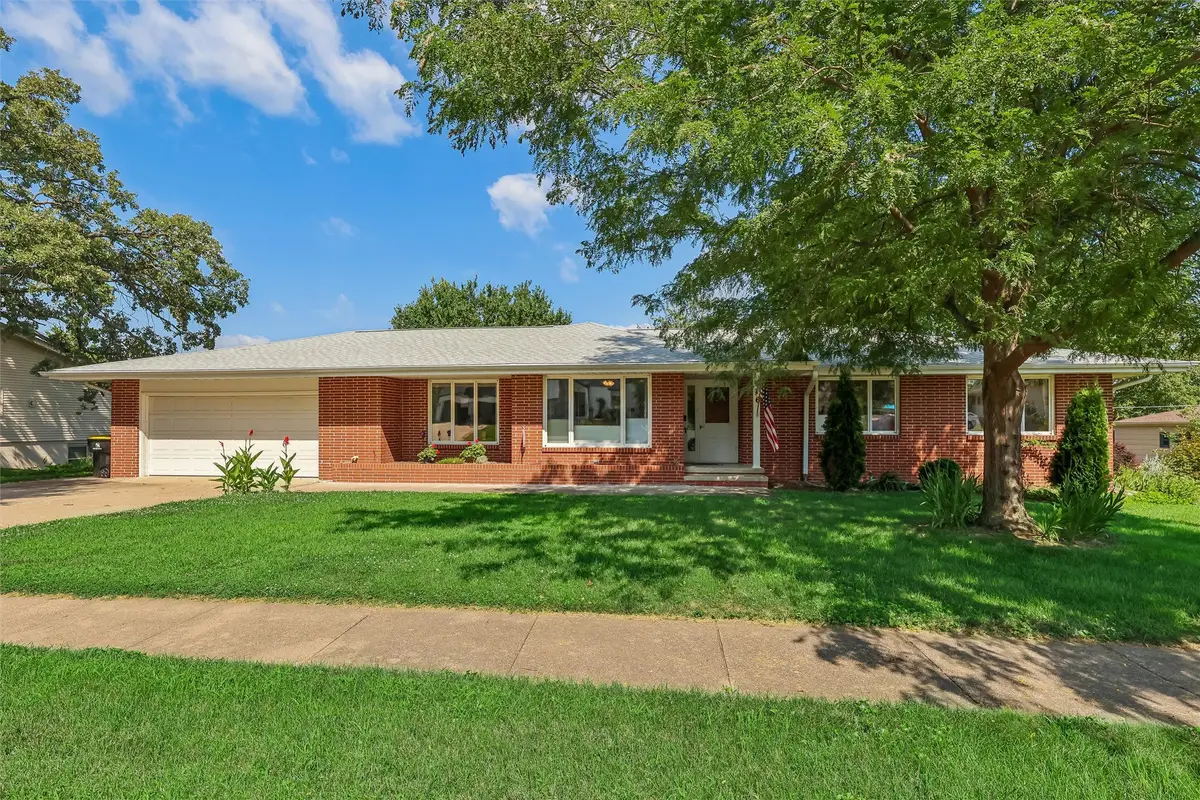 416 N 11th Street Place, Adel, IA 50003 - #1