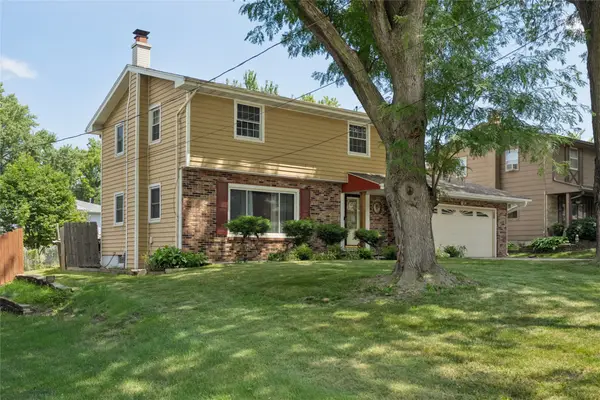 6427 Franklin Avenue, Windsor Heights, IA 50324