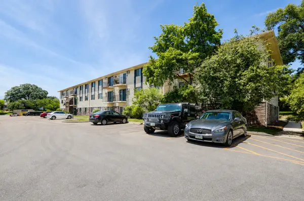 1831 Fuller Road #9, West Des Moines, IA 50265