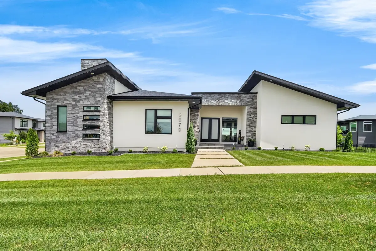 3679 Westgate Parkway, Clive, IA 50325 - #1