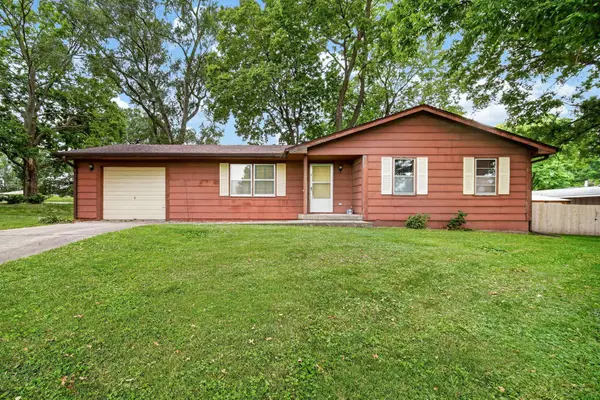222 Park Street, Carlisle, IA 50047