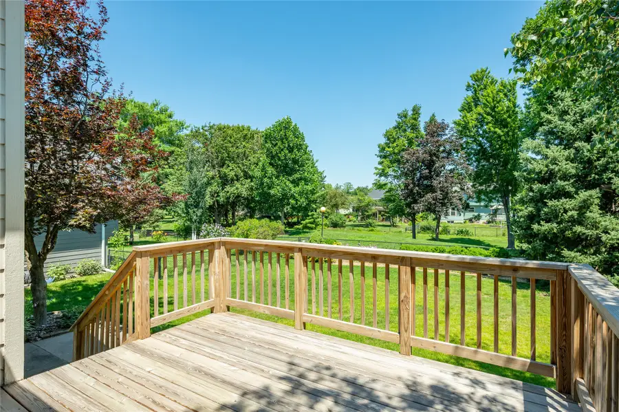 5935 Ashland Place, Johnston, IA 50131 - #2