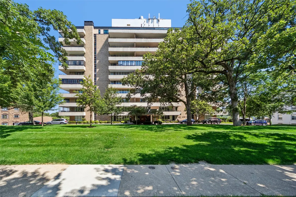 3663 Grand Avenue #906 & 907, Des Moines, IA 50312 - #1