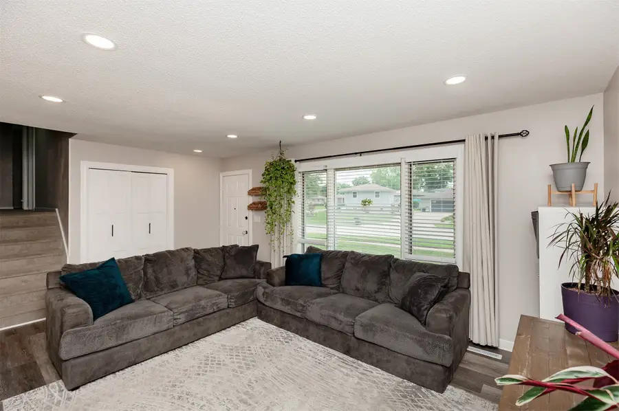 614 SE 8th Street, Ankeny, IA 50021 - #3