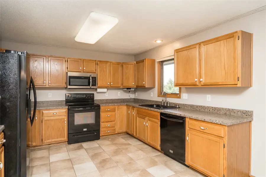 5213 Wakonda Drive, Norwalk, IA 50211 - #2