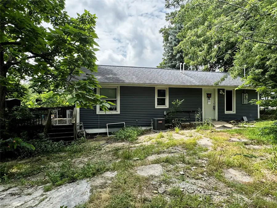 4227 E Sheridan Avenue, Des Moines, IA 50317 - #2