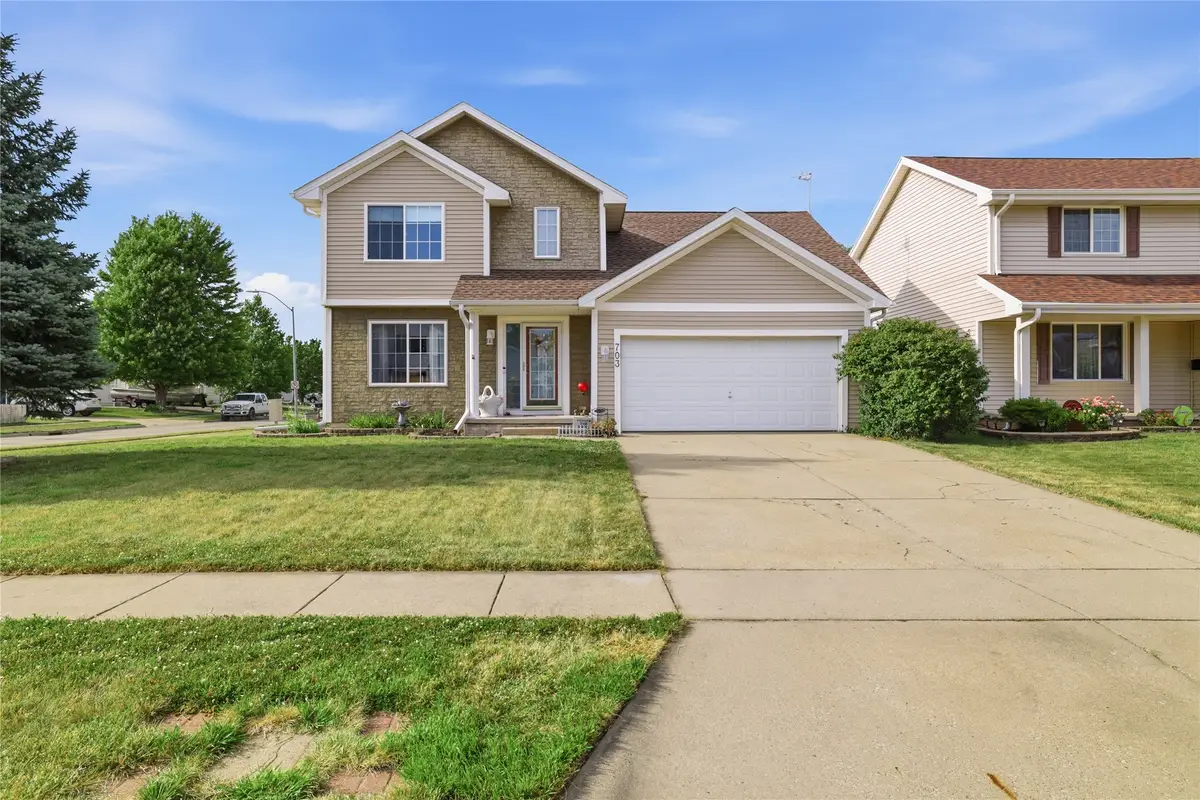 703 15th Street Se, Altoona, IA 50009 - #1