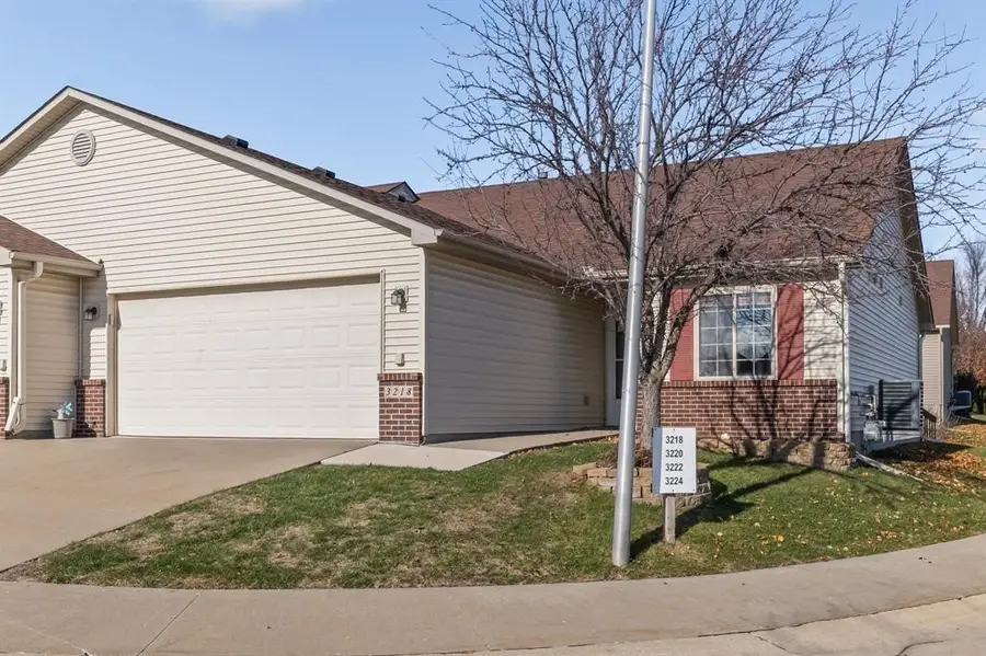 3218 SE Turnberry Drive, Ankeny, IA 50021 - #2