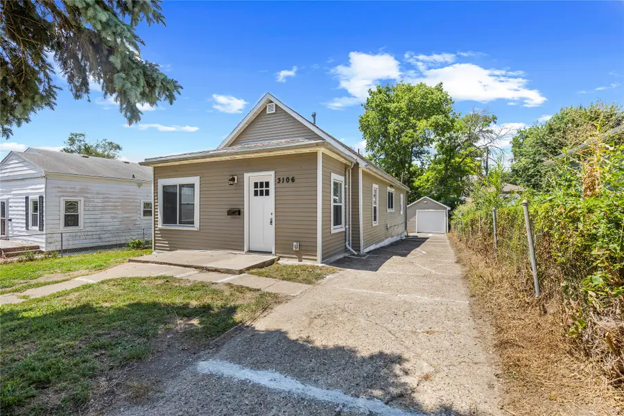 3106 4th Street, Des Moines, IA 50313 - #2