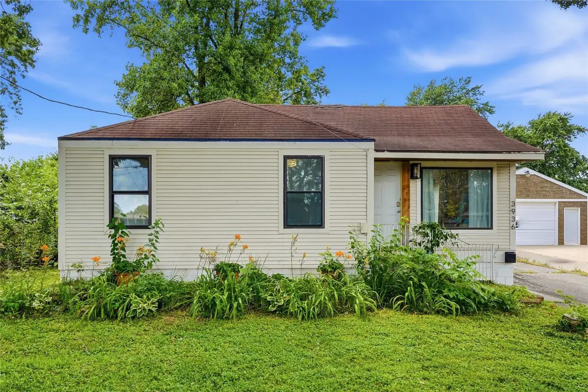 3936 E 8th Street, Des Moines, IA 50316 - #1