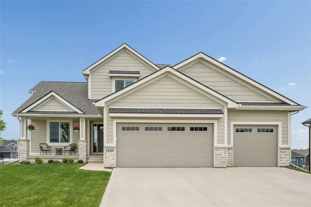 2105 Timberview Drive, Norwalk, IA 50211 - #1