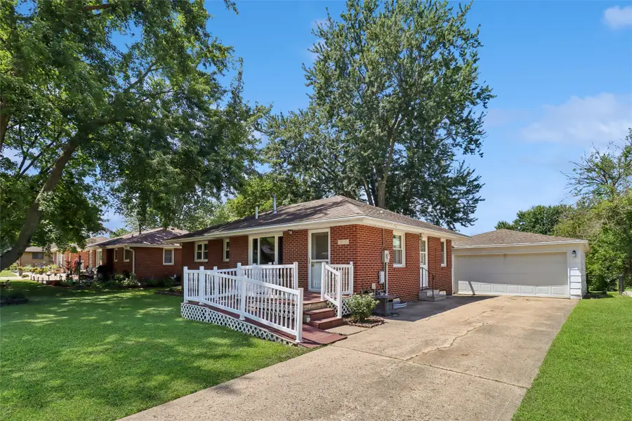 1111 N D Street, Indianola, IA 50125 - #3