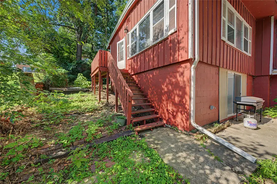 217 Franklin Avenue, Des Moines, IA 50314 - #3