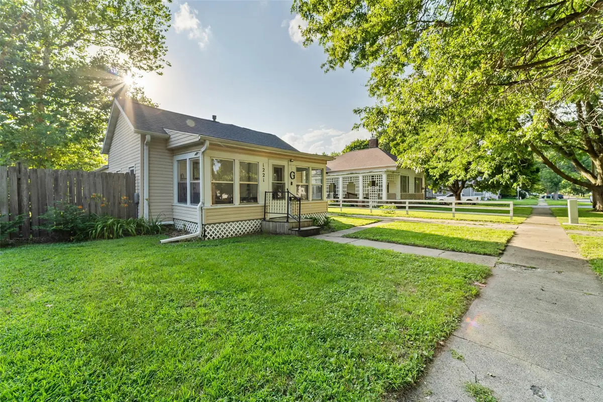 1221 Carroll Street, Boone, IA 50036 - #1