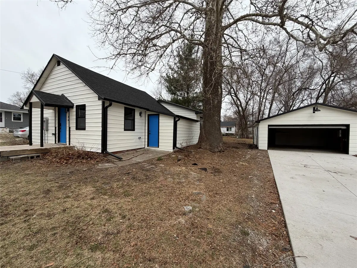 30 Elm Street, Carlisle, IA 50047 - #1
