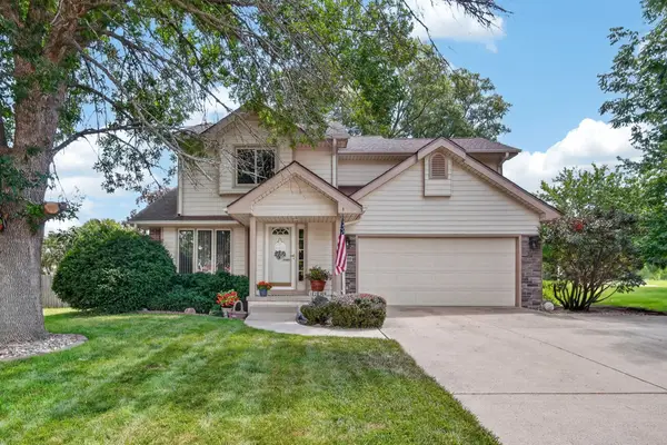 1299 Bentwood Court, Altoona, IA 50009