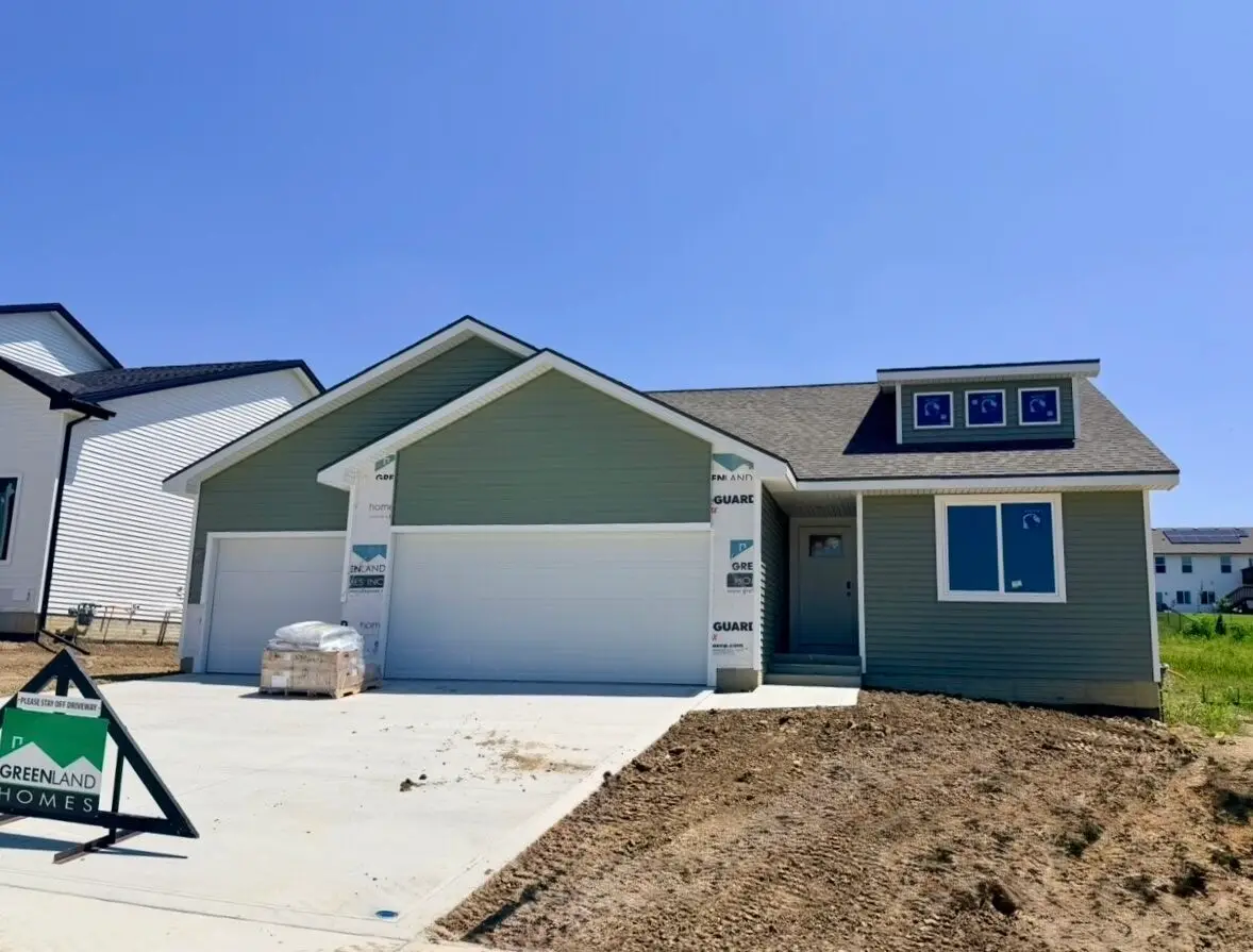 230 Canyon Drive, Norwalk, IA 50211 - #1