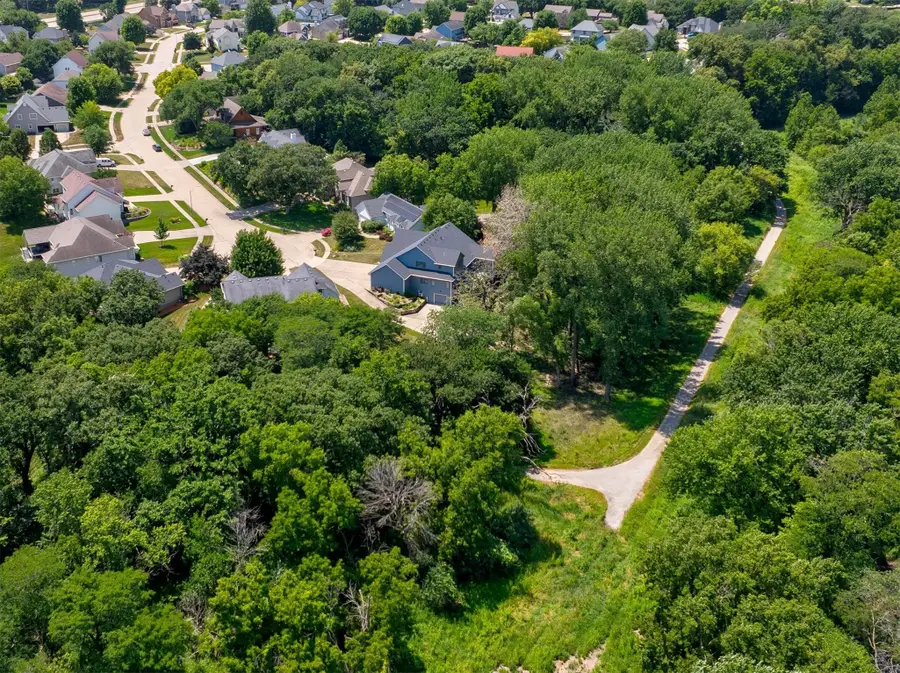 13200 Rocklyn Drive, Urbandale, IA 50323 - #3