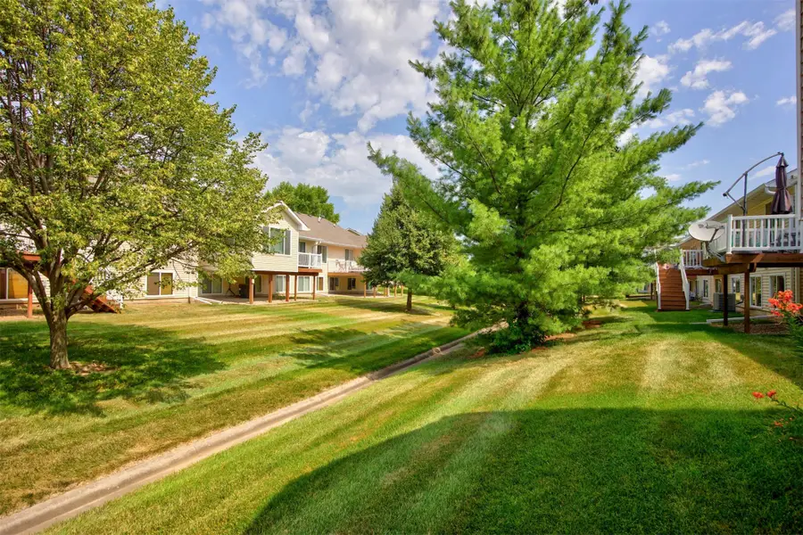 6038 Pinewood Court, Johnston, IA 50131 - #3