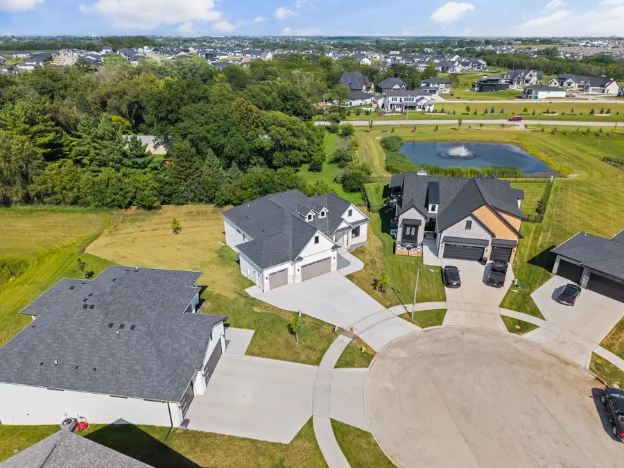 45 NW Crabtree Lane, Waukee, IA 50263 - #2