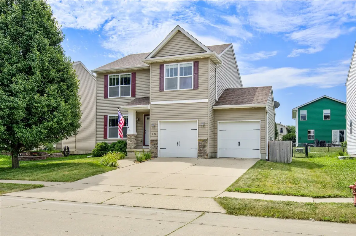 809 34th Street Sw, Bondurant, IA 50035 - #1
