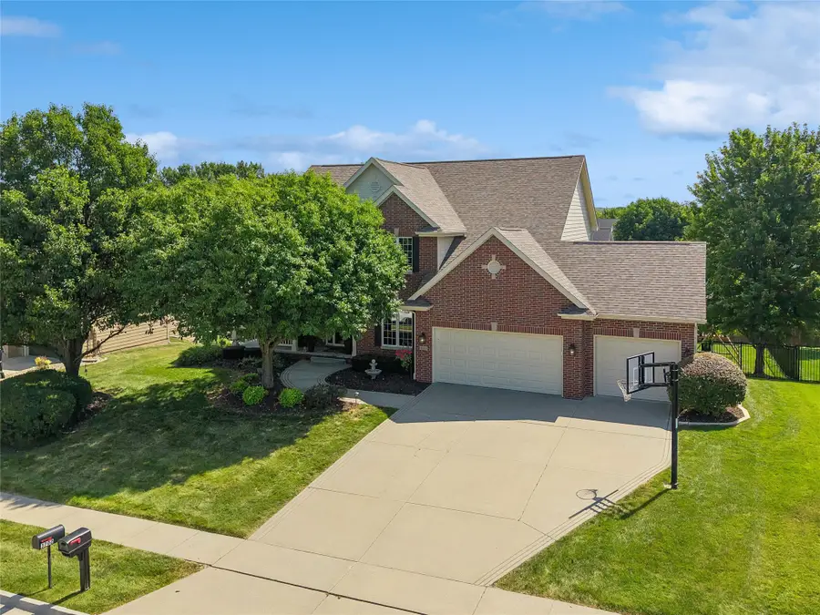3701 150th Street, Urbandale, IA 50323 - #2