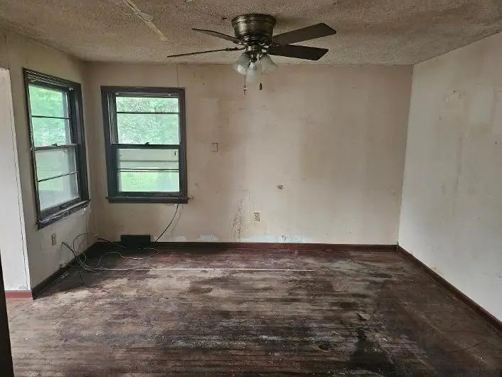 214 Main Street, Reasnor, IA 50232 - #3