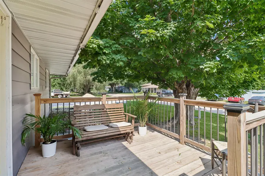 504 E Walnut Street, New Sharon, IA 50207 - #3