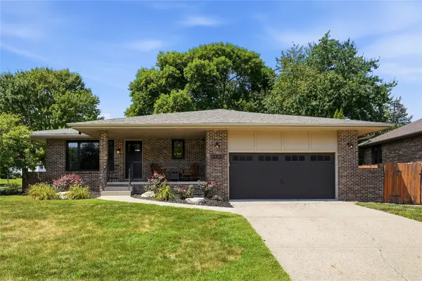 402 NW Sturbridge Street, Ankeny, IA 50023