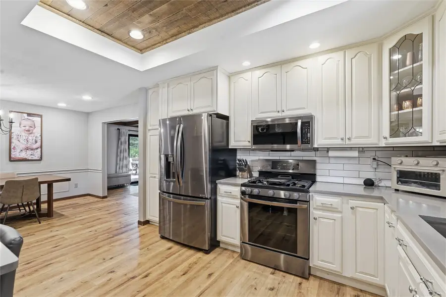 402 NW Sturbridge Street, Ankeny, IA 50023 - #3