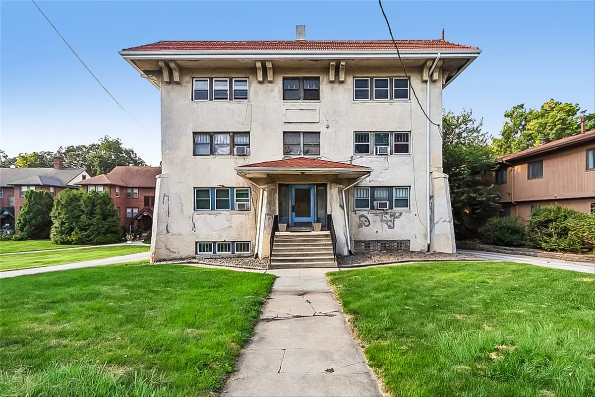 4000 University Avenue #5, Des Moines, IA 50311 - #1