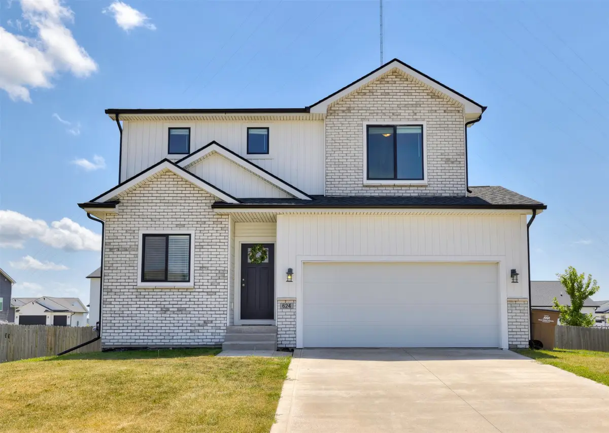 624 18th Street Se, Altoona, IA 50009 - #1