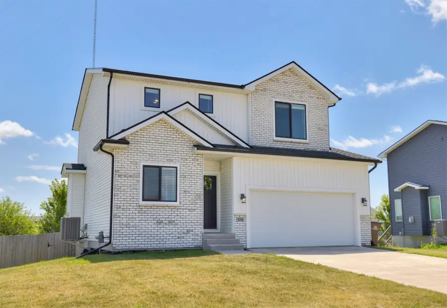 624 18th Street Se, Altoona, IA 50009 - #2
