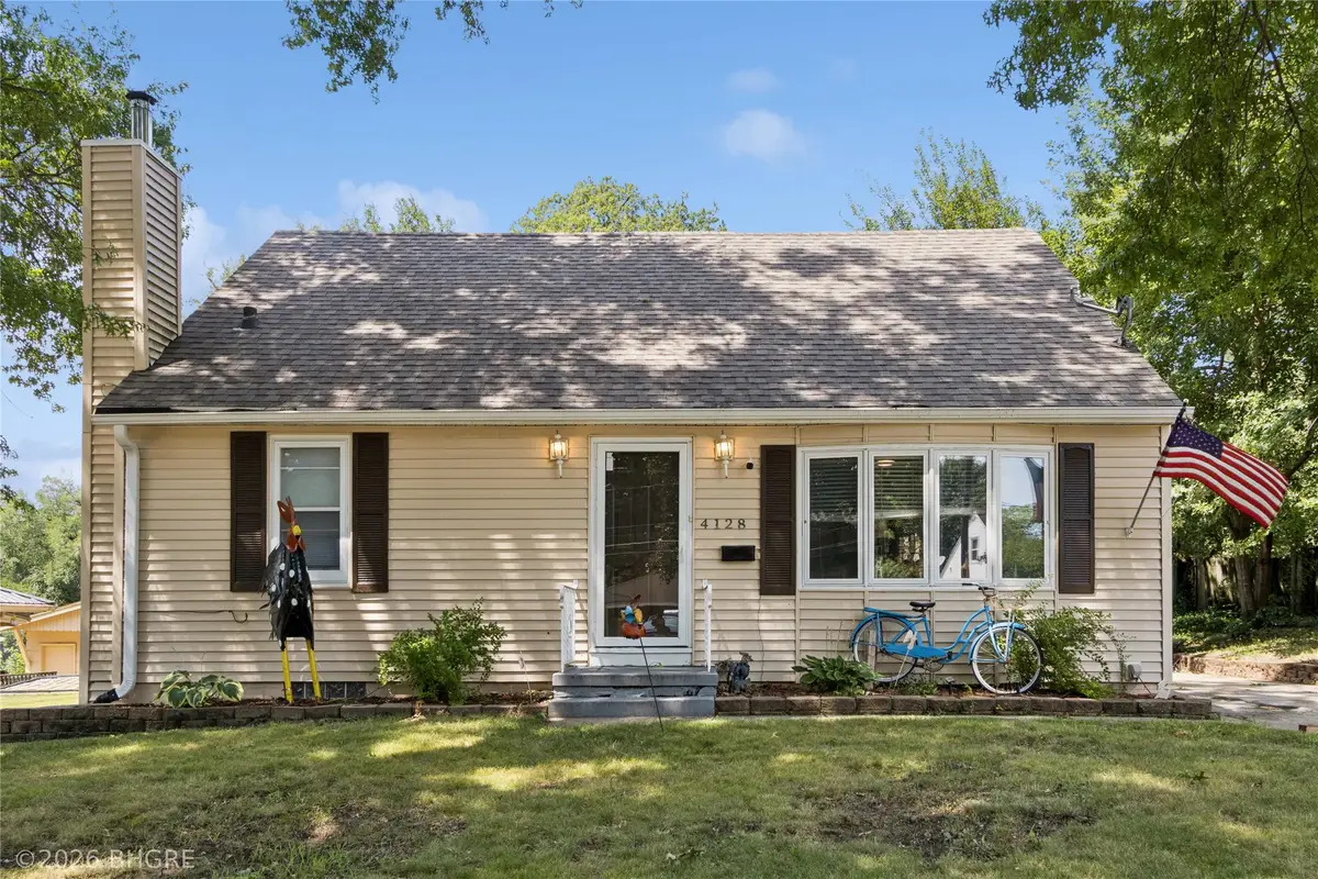 4128 9th Street, Des Moines, IA 50313 - #1