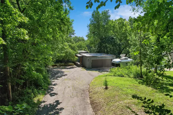 1551 NW 75th Street, Clive, IA 50325