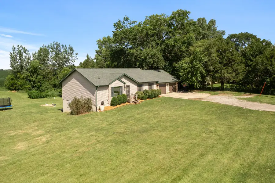 985 Highway 14, Knoxville, IA 50138 - #2