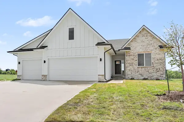 3121 Marigold Circle, Pella, IA 50219