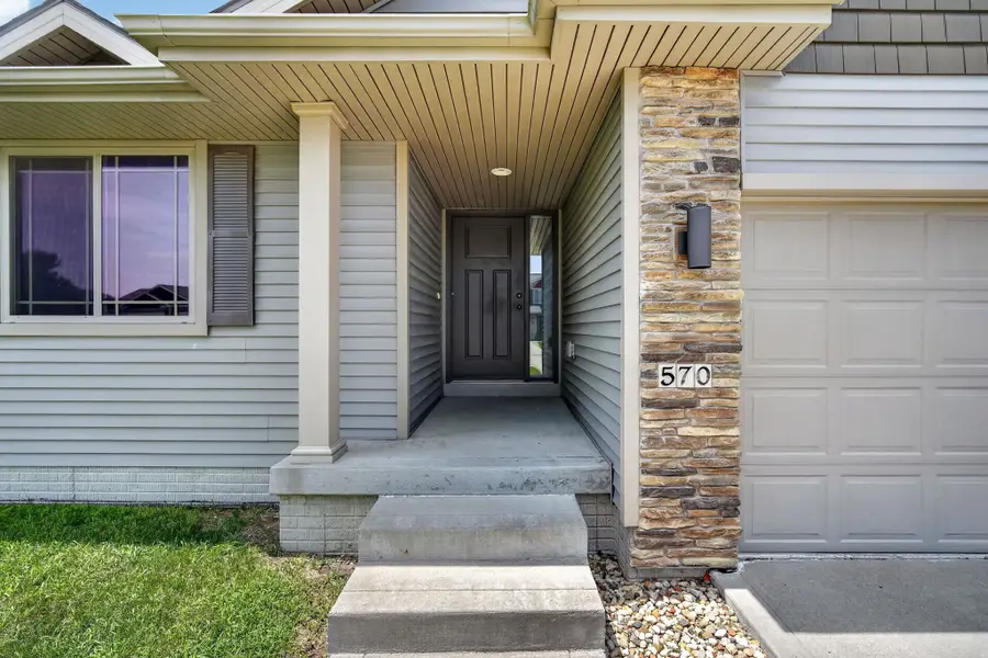 570 NE Badger Lane, Waukee, IA 50263 - #2