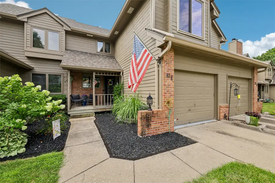 1070 50th Street #13E, West Des Moines, IA 50266 - #2