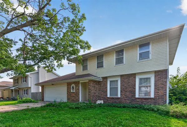 415 25th Avenue Sw, Altoona, IA 50009