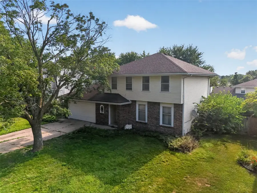 415 25th Avenue Sw, Altoona, IA 50009 - #3