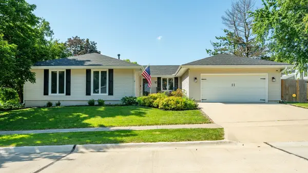 8002 Alpine Drive, Urbandale, IA 50322