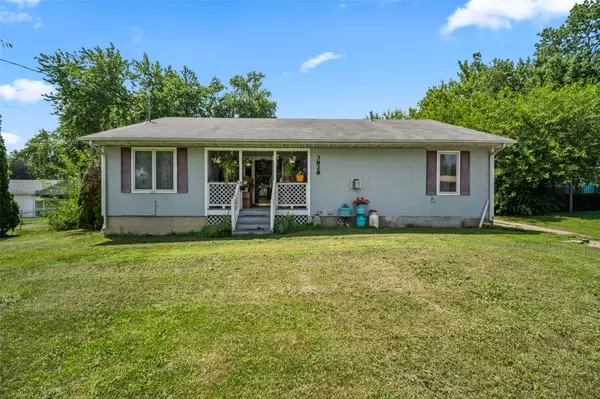 3828 E 29th Street, Des Moines, IA 50317