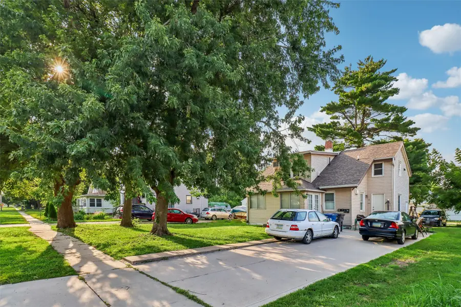 2712 Dean Avenue, Des Moines, IA 50317 - #3
