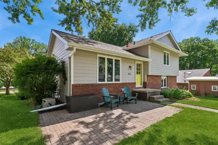 1111 Robin Glen, Indianola, IA 50125 - #3
