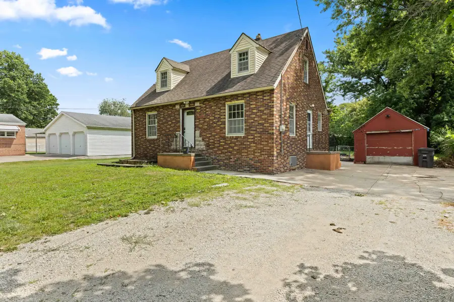 1608 Southlawn Drive, Des Moines, IA 50315 - #3