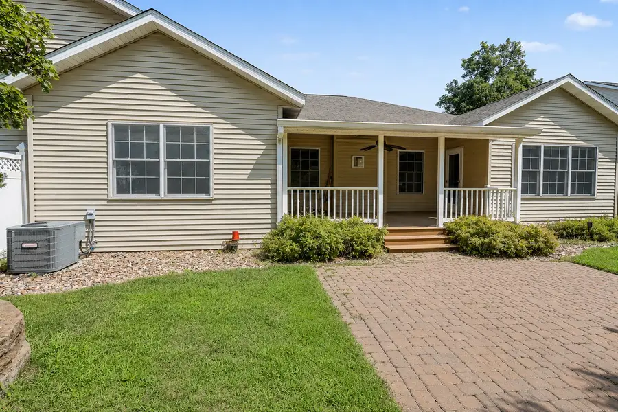 18 Weaver Drive, Ottumwa, IA 52501 - #2