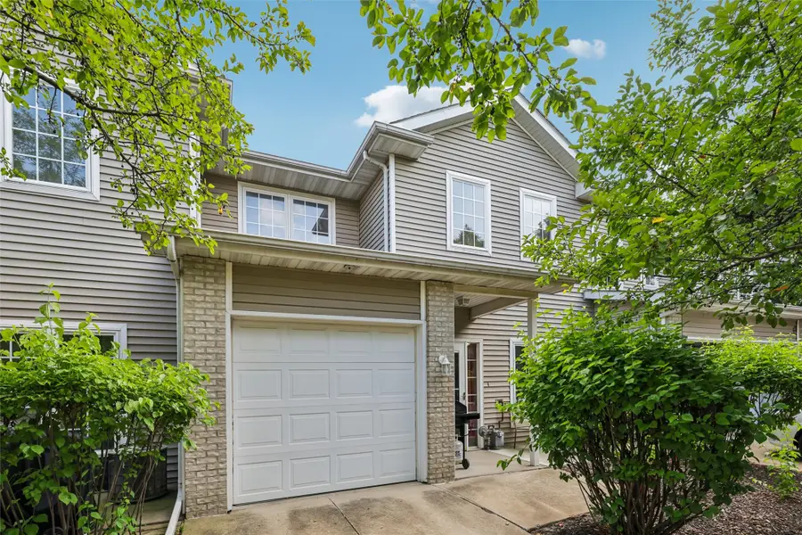 1153 S 52nd Street #1407, West Des Moines, IA 50265 - #2